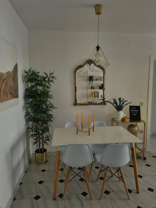 Nice Beachside 2-Bd Apt Near Barcelona Cunit Exterior photo