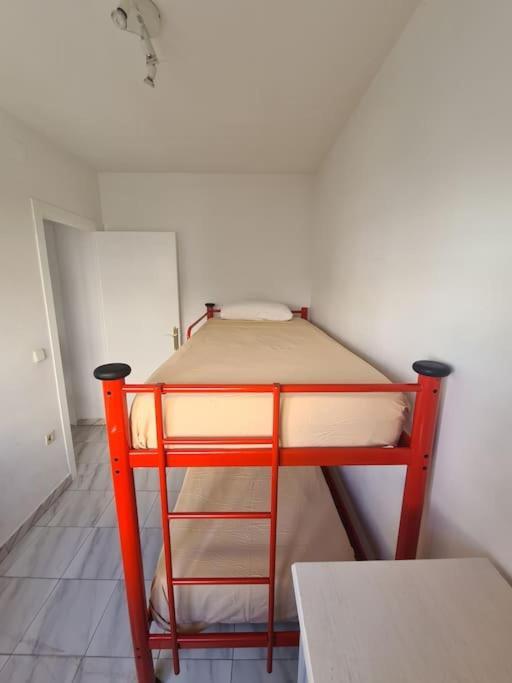 Nice Beachside 2-Bd Apt Near Barcelona Cunit Exterior photo