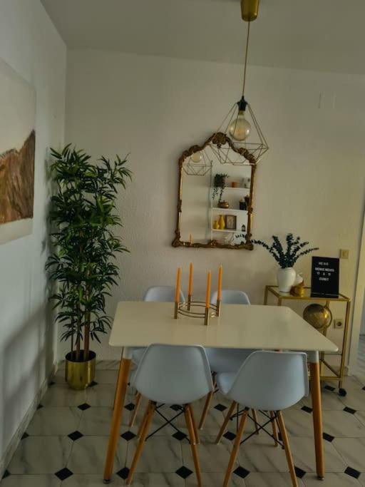 Nice Beachside 2-Bd Apt Near Barcelona Cunit Exterior photo