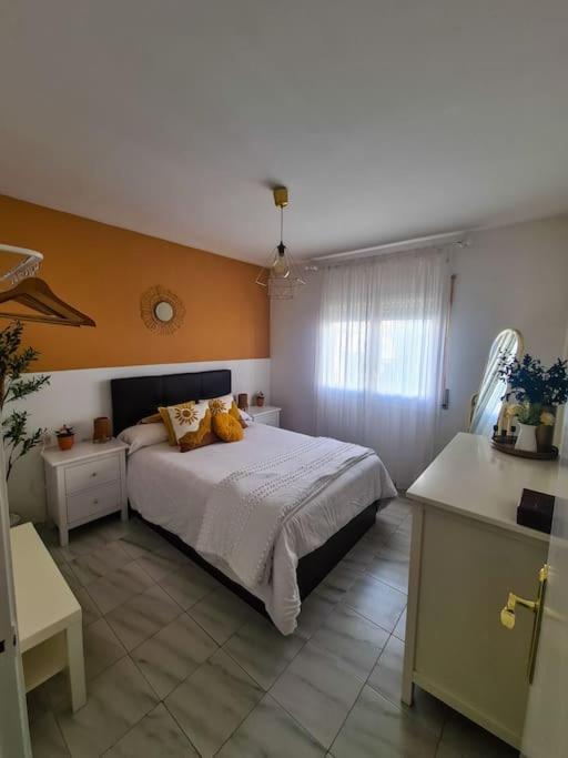 Nice Beachside 2-Bd Apt Near Barcelona Cunit Exterior photo