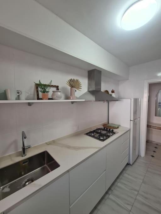 Nice Beachside 2-Bd Apt Near Barcelona Cunit Exterior photo
